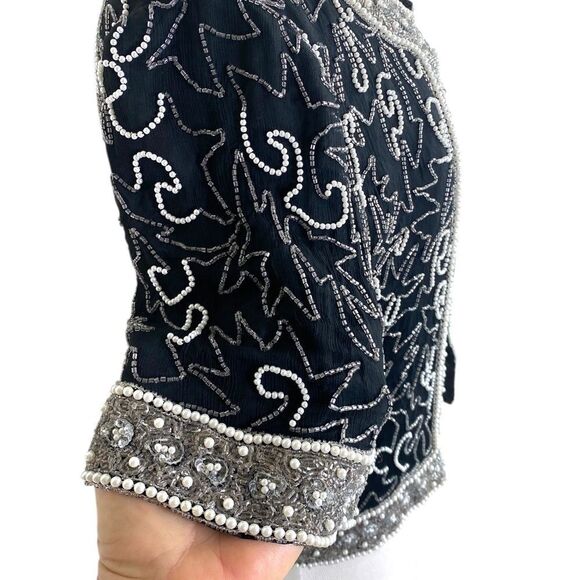 Vtg beaded cropped jacket / stand out from the crowd in this slik 1/2 sl… - Picture 3 of 10